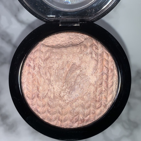 PERFECT TOPPING MAC MIneralized Skinfinish - Picture 6 of 15